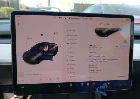 2021 Tesla Model Y Long Range Dual Motor All-Wheel Drive z USA, uszkodzony, nr VIN 5YJYGDEE0MF258326